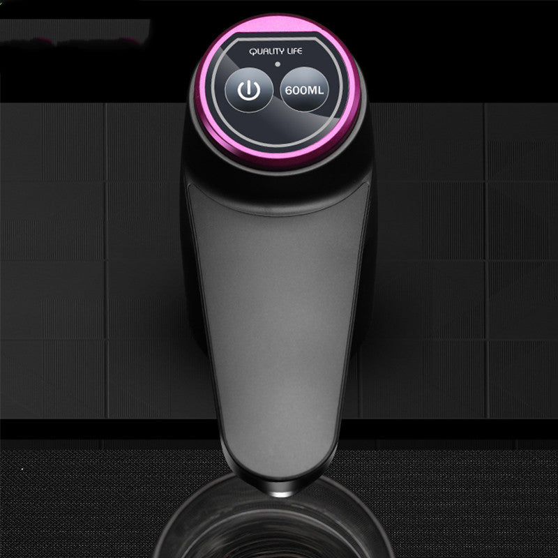 "Hydratatie onderweg: Omarm het gemak met de Slimme Draagbare Waterdispenser - Uw Automatische Huishoudelijke Oase!"